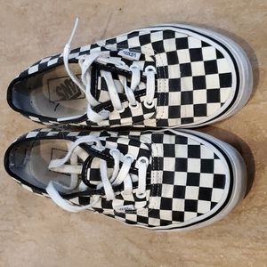 Vans Lace Up Checkerboard Shoes